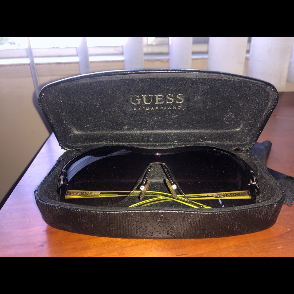 Guess by marciano sunglasses
